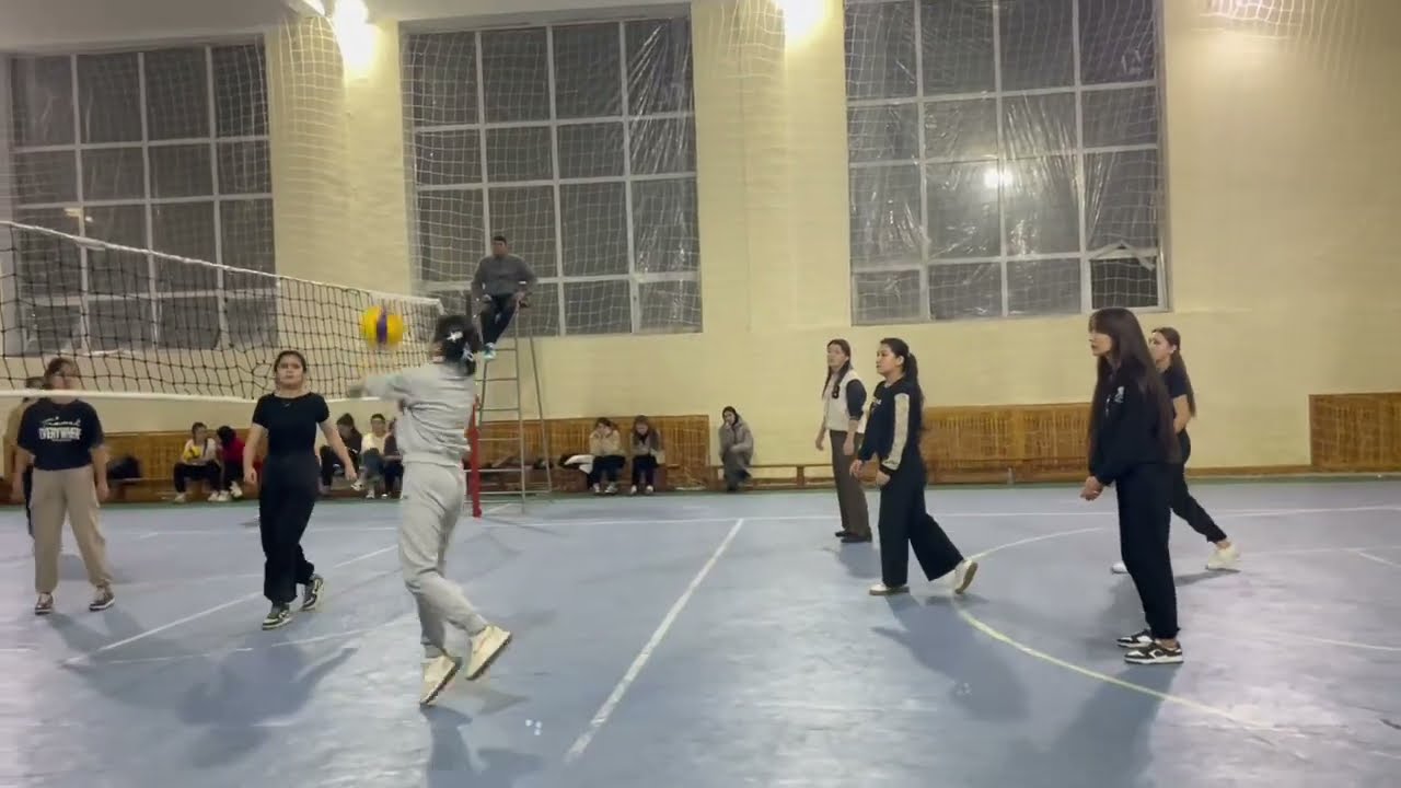 "TTJ Koʻchma Kubogi" doirasida qizlar o‘rtasida volleyball musobaqasi bo'lib o‘tdi. | tkti.uz